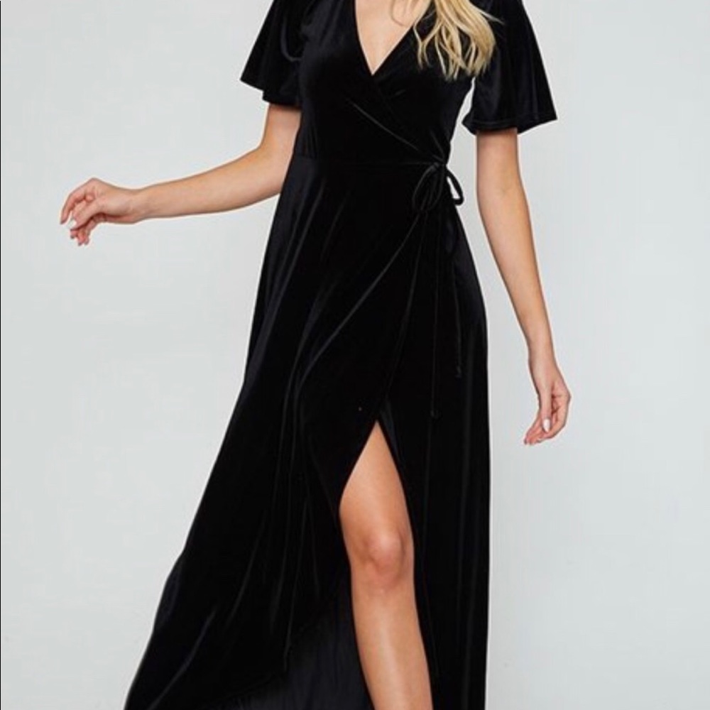 Velvet Black dress - Picture 2 of 4